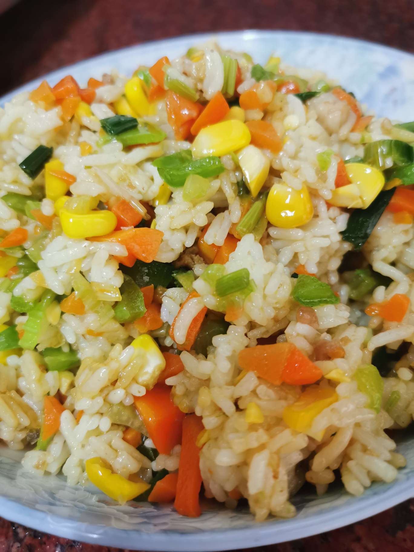 【5款美味又简单的炒饭 Recipe】还有剩下来的米饭,就拿来煮一锅鑊气十足的炒饭吧～
