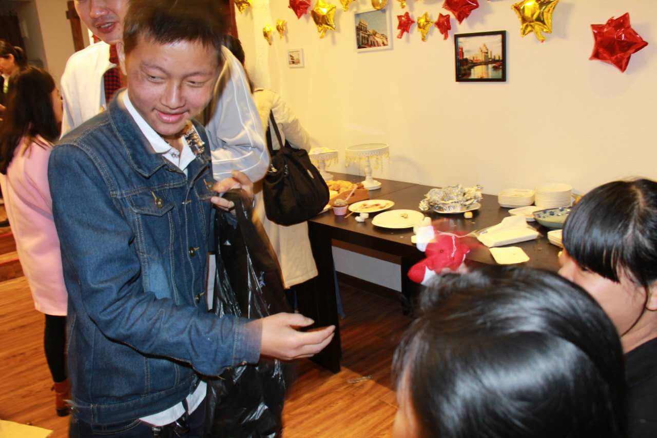 1484552808938994.jpg 540683886666772641.jpg