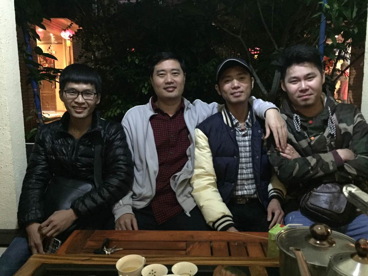 1484554857105289.jpg 帅哥图2.jpg