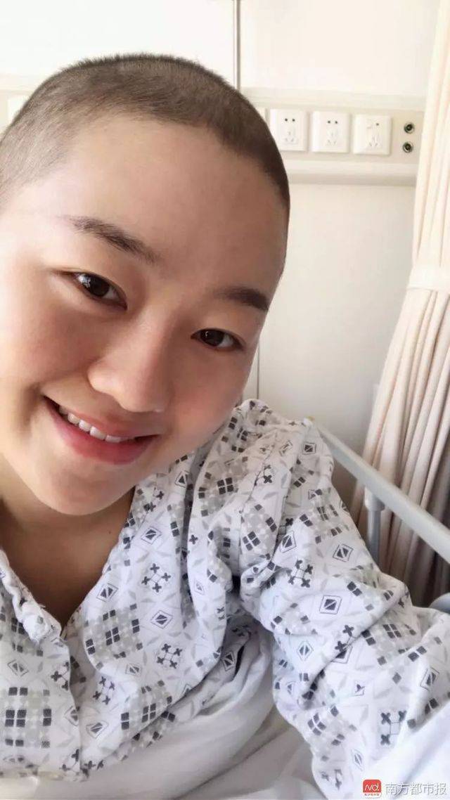"每天工作太累了"28岁深圳女孩突患癌,抗癌经历被拍成电影