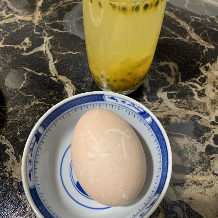 鹅蛋和百香果水鸡汤苦荞麦面条豆角菠菜拌黄瓜09胡萝卜一个人的午餐
