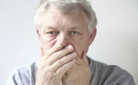 打嗝不止怎么办 什么办法可以止嗝 打嗝怎么治疗