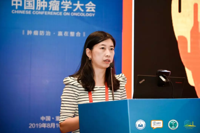 消化肿瘤领域知名专家,北京大学肿瘤医院张小田教授在会上带来了胃癌