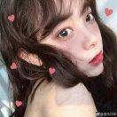 一只开心的鲸鱼