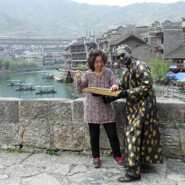 平静人生张秀英