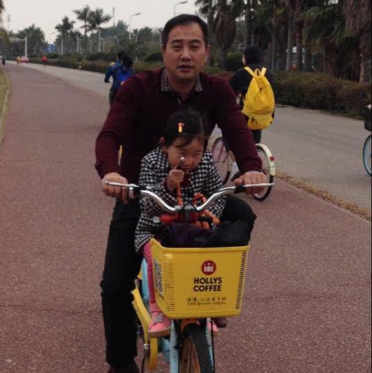 权峰哲（권봉철)