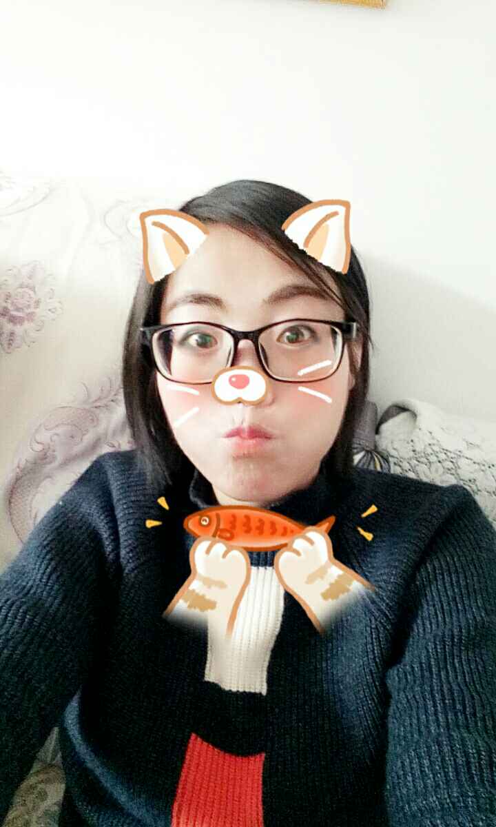 背对阳光的蝴蝶1