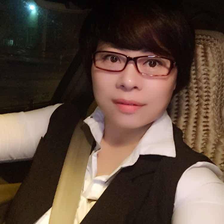 季彩微（佳颖）138****358052