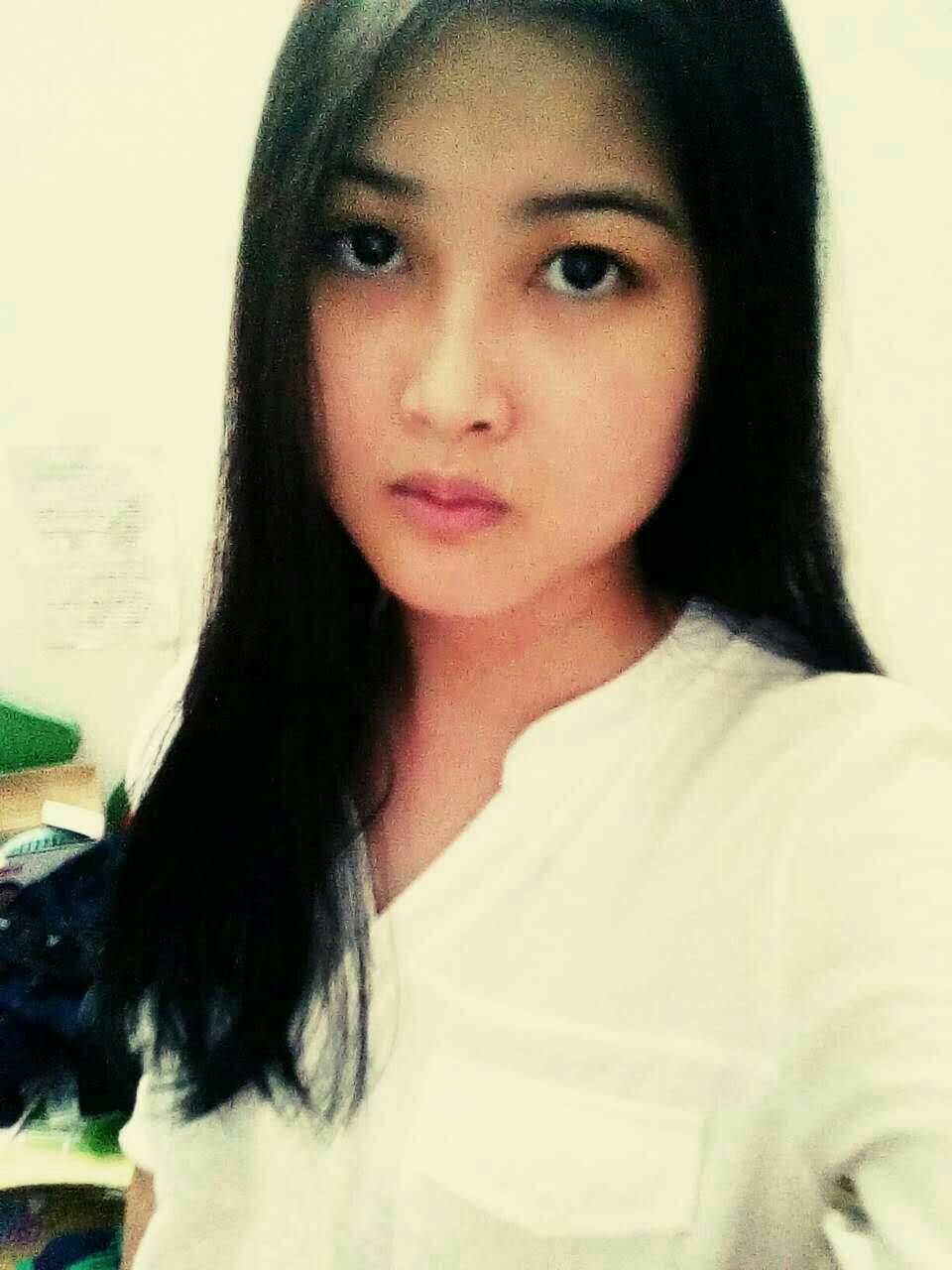 十里平湖霜满天