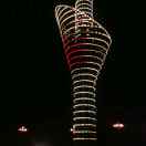 天涯谁人不识君