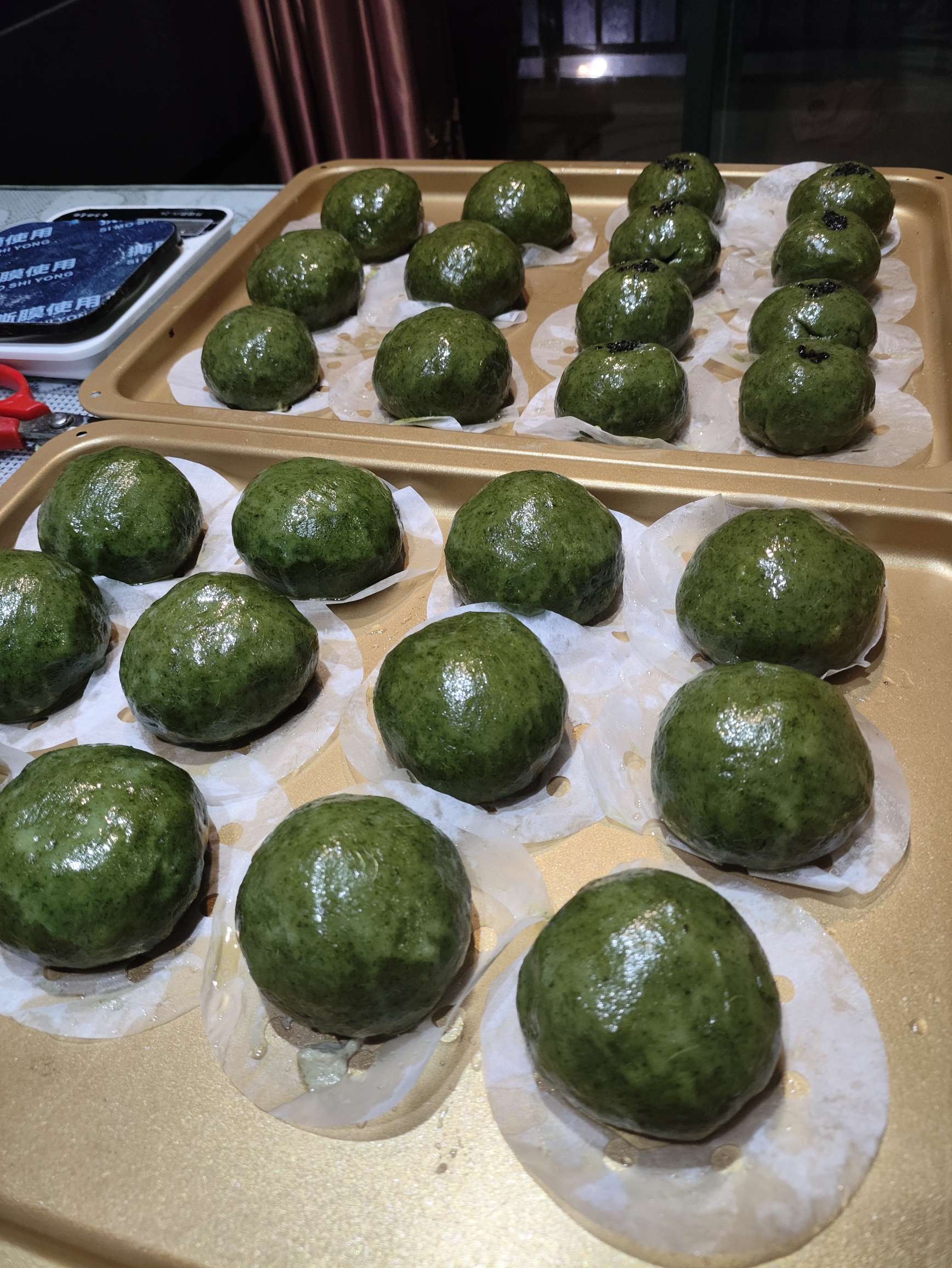 跟着二十四节气吃＃青蒿团子＃