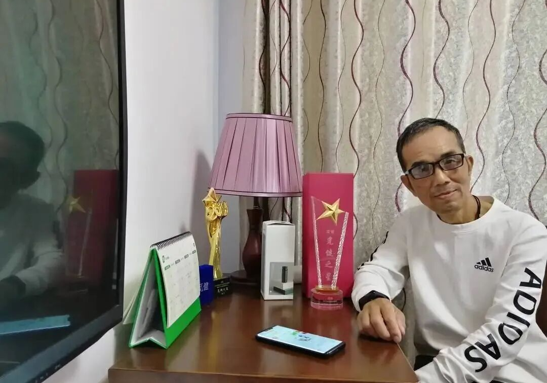 胃癌转移后又患肺癌，68岁的他用12年走出了自己的抗癌路！| 多彩人生